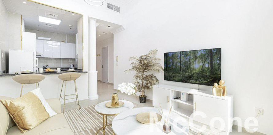 Apartment de 1 dormitorio en Dream Towers, UAE No. 74392