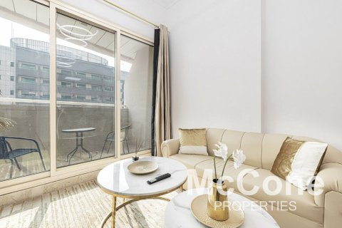 Apartment de 1 dormitorio en Dream Towers, UAE No. 74392 3