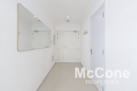 Apartment de 1 dormitorio en Dream Towers, UAE No. 74392 10