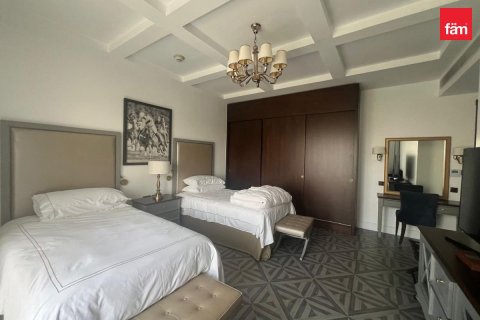 4 bedrooms Villa in Dubai, UAE No. 142403 8