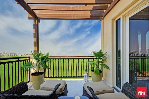 4 bedrooms Villa in Dubai, UAE No. 142403 4