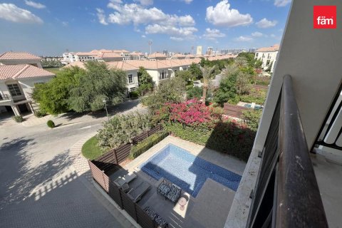 4 bedrooms Villa in Dubai, UAE No. 142403 22