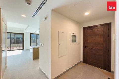 4 bedrooms Townhouse in Dubai, UAE No. 142401 6