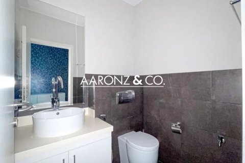 78m² Office in Business Bay, UAE No. 141672 12