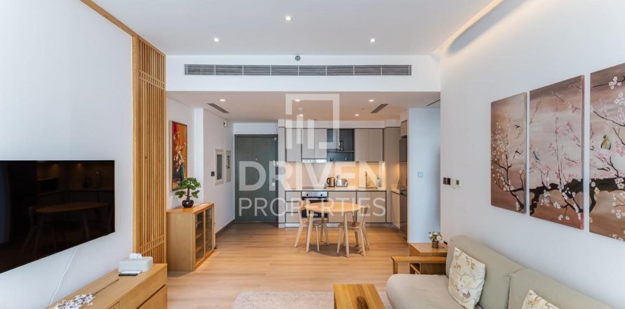 1 bedroom Apartment in EMAAR Beachfront, UAE No. 191918