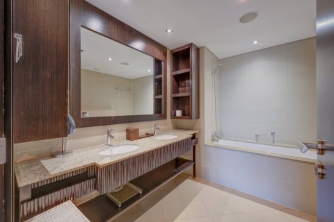 Квартира с 2 спальнями в Пальма Джумейра, ОАЭ №147064 14