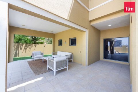 Villa de 4 chambres à Dubai, UAE No. 166760 22