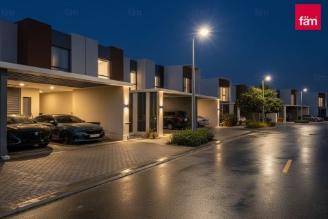Villa de 3 chambres à Dubai, UAE No. 166758