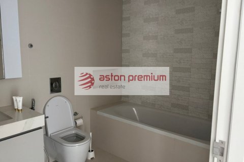 Appartement de 1 chambre à EMAAR Beachfront, UAE No. 141034 5