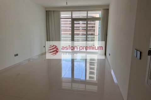 1 غرف نوم شقة في EMAAR Beachfront, الإمارات العربية المتحدة رقم 141033 6