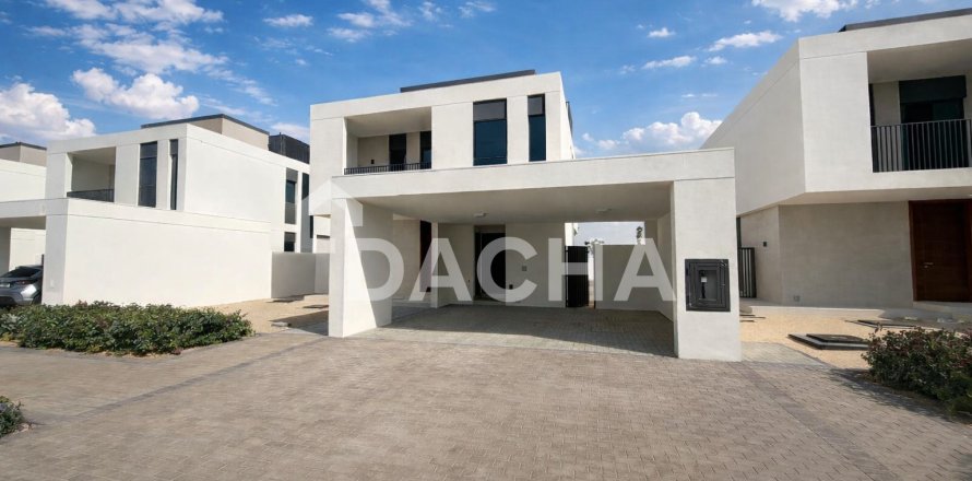 Вилла с 3 спальнями в EMAAR South, ОАЭ №164668
