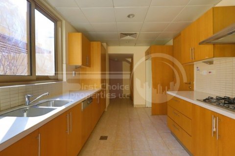 4 غرف نوم تاون هاوس في Al Raha Gardens, الإمارات العربية المتحدة رقم 12844 5