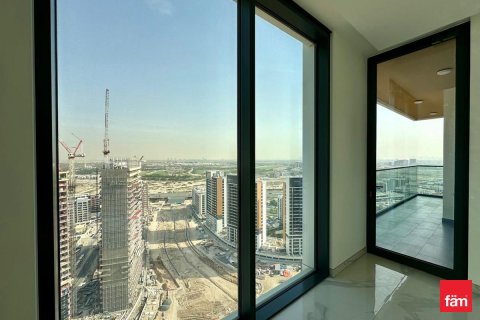 3 bedrooms Apartment in Dubai, UAE No. 155008