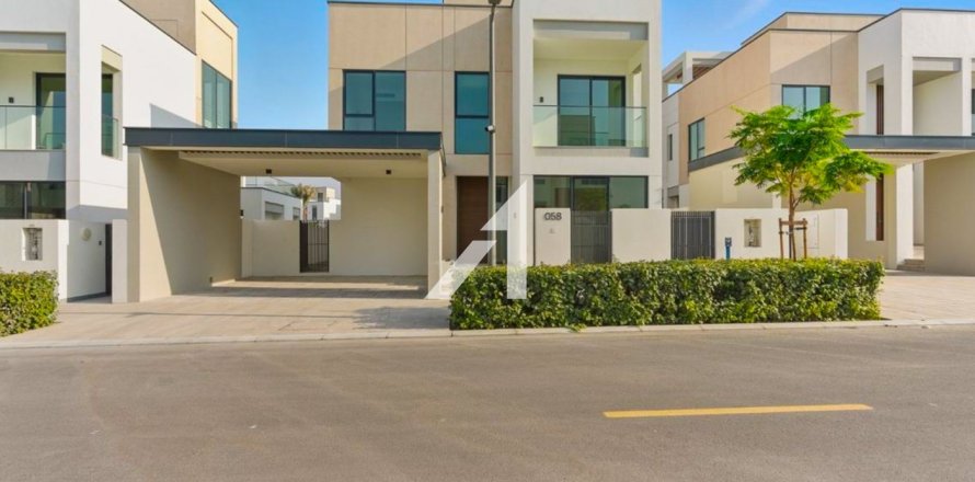 4 bedrooms Villa in Caya, UAE No. 134328