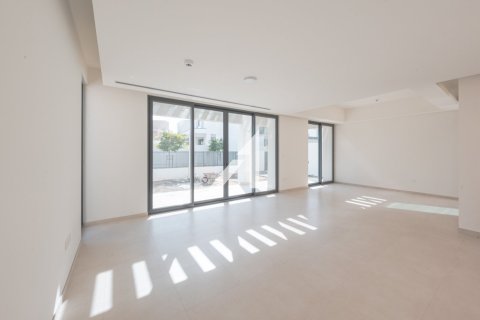 4 bedrooms Villa in Caya, UAE No. 134328 13