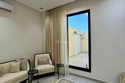 Villa de 7 dormitorios en Riyadh, Saudi Arabia No. 61338 1