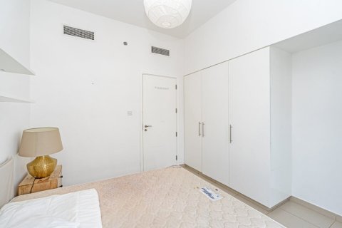 Квартира с 2 спальнями в Zahra Apartments, ОАЭ №143933 12