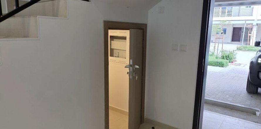 Квартира с 3 спальнями в DAMAC Hills (Akoya by DAMAC), ОАЭ №149113