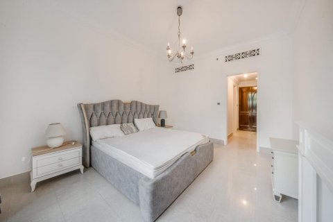 2 bedrooms Apartment in Downtown Dubai (Downtown Burj Dubai), UAE No. 90708 15