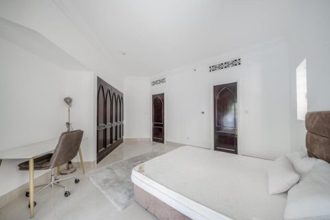 2 bedrooms Apartment in Downtown Dubai (Downtown Burj Dubai), UAE No. 90708 11