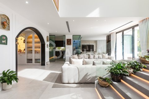 Вилла с 5 спальнями в Jumeirah Islands, ОАЭ №155468 7