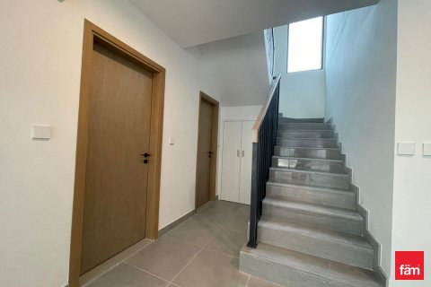 3 bedrooms Townhouse  No. 131914 23