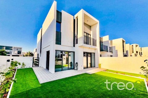 Townhouse de 4 dormitorios en Dubai, UAE No. 174105