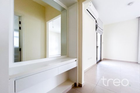 4 غرف نوم فيلا في Zahra Townhouses, الإمارات العربية المتحدة رقم 174106 12