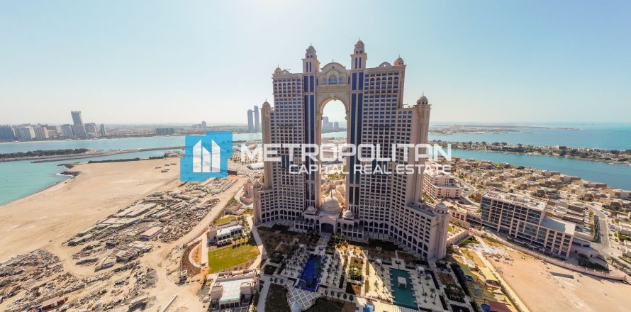 Apartment de 2 dormitorios en The Marina, UAE No. 15057