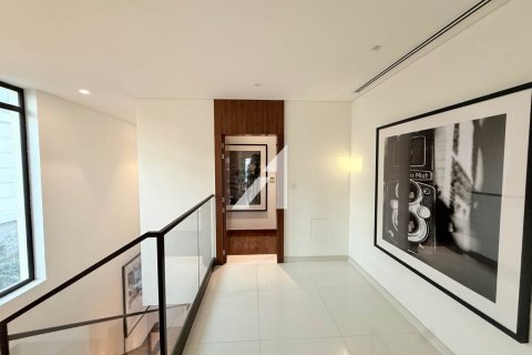 Вилла с 3 спальнями в DAMAC Hills (Akoya by DAMAC), ОАЭ №136114 4