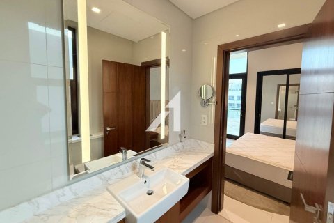 Вилла с 3 спальнями в DAMAC Hills (Akoya by DAMAC), ОАЭ №136114 7