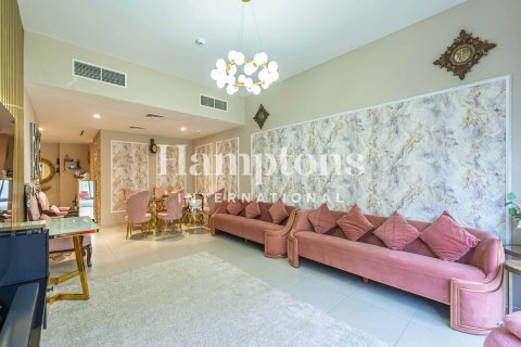 Villa de 4 dormitorios No. 124624 18