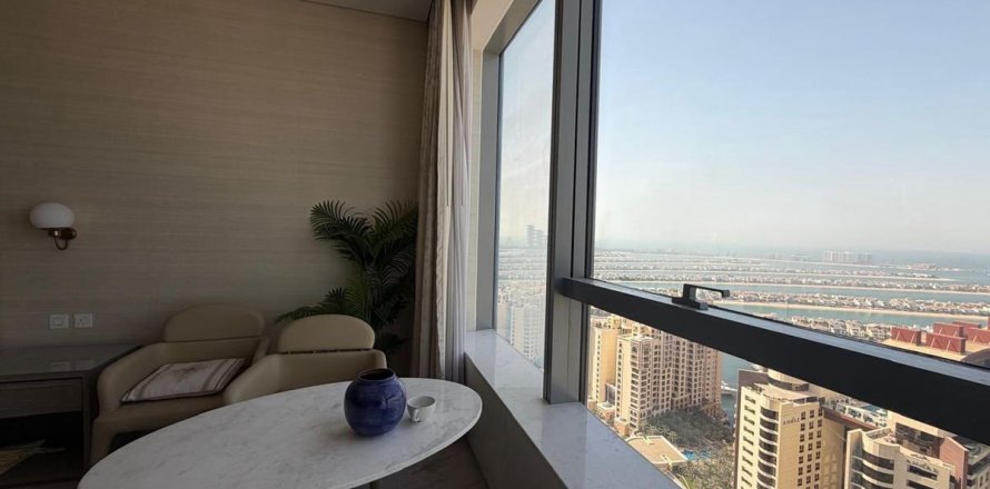 Studio Apartment in Palm Jumeirah, UAE No. 200157