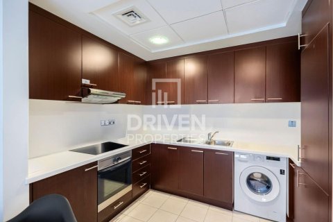 Studio Apartment in DIFC, UAE No. 192825 10