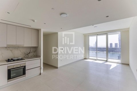 2 bedrooms Apartment in EMAAR Beachfront, UAE No. 192826 5