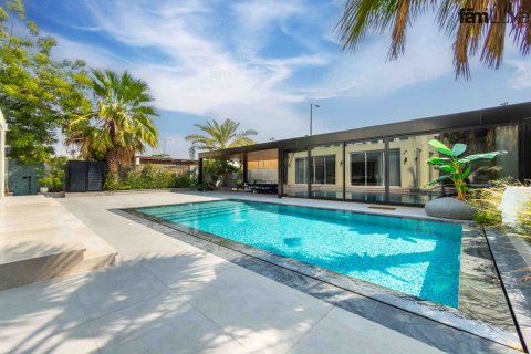 Villa de 4 chambres à Jumeirah Park, UAE No. 203095 24
