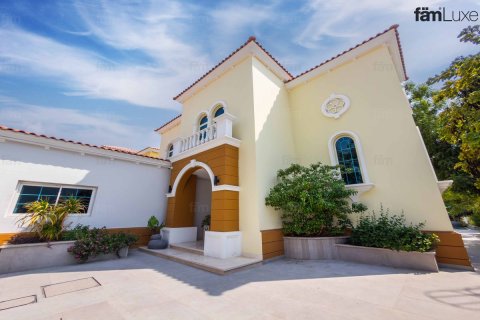 Villa de 4 chambres à Jumeirah Park, UAE No. 203095 7