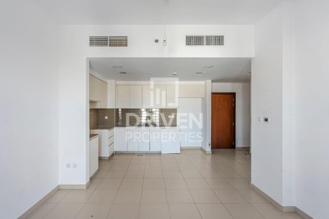 Квартира с 2 спальнями в Zahra Breeze Apartments, ОАЭ №190158 3