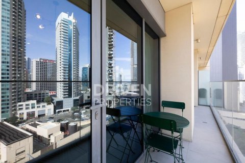 1 bedroom Apartment in Burj Royale, UAE No. 192974 11