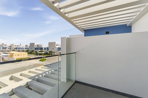 5 bedrooms Townhouse in Damac Lagoons, UAE No. 195062 9