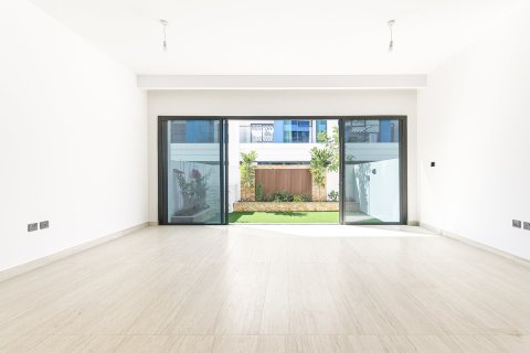 5 bedrooms Townhouse in Damac Lagoons, UAE No. 195062 22