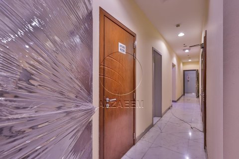 518مربع، عقار تجاري في Al Nahyan Camp, الإمارات العربية المتحدة رقم 91193 9