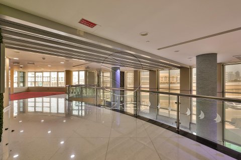 616مربع، عقار تجاري في Al Nahyan Camp, الإمارات العربية المتحدة رقم 91194 23