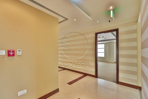 636مربع، عقار تجاري في Al Nahyan, الإمارات العربية المتحدة رقم 91185 20