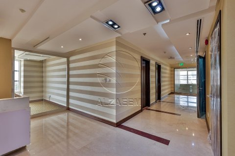 636مربع، عقار تجاري في Al Nahyan, الإمارات العربية المتحدة رقم 91185 24