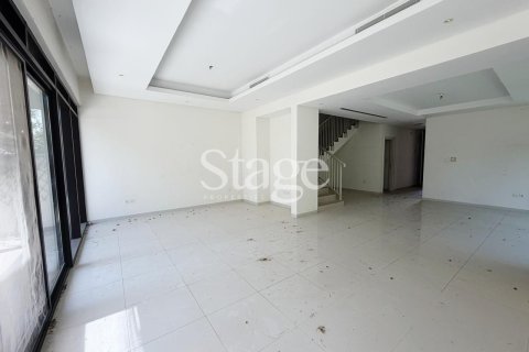 3 bedrooms Villa in DAMAC Hills (Akoya by DAMAC), UAE No. 185689 6