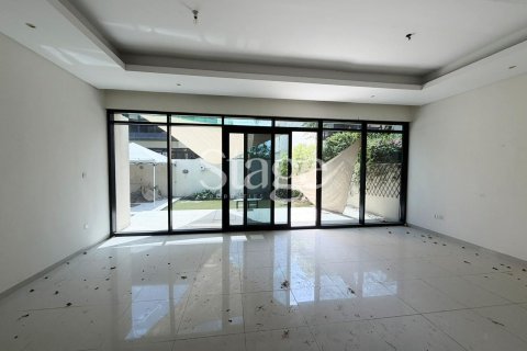 3 bedrooms Villa in DAMAC Hills (Akoya by DAMAC), UAE No. 185689