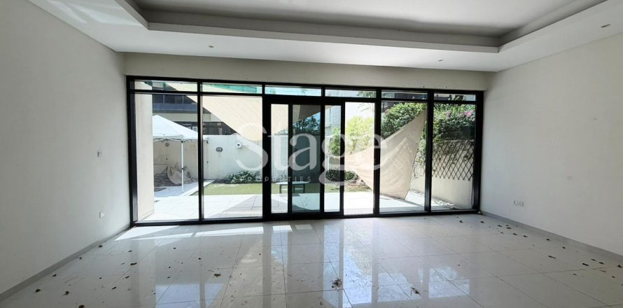 3 bedrooms Villa in DAMAC Hills (Akoya by DAMAC), UAE No. 185689