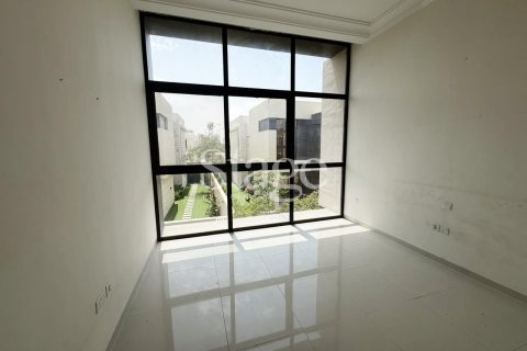3 bedrooms Villa in DAMAC Hills (Akoya by DAMAC), UAE No. 185689 13