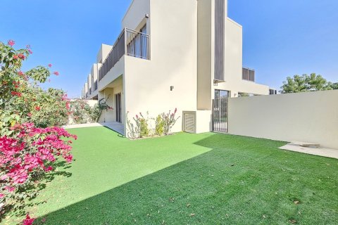 Villa de 4 dormitorios en Dubai South (Dubai World Central), UAE No. 143813 7